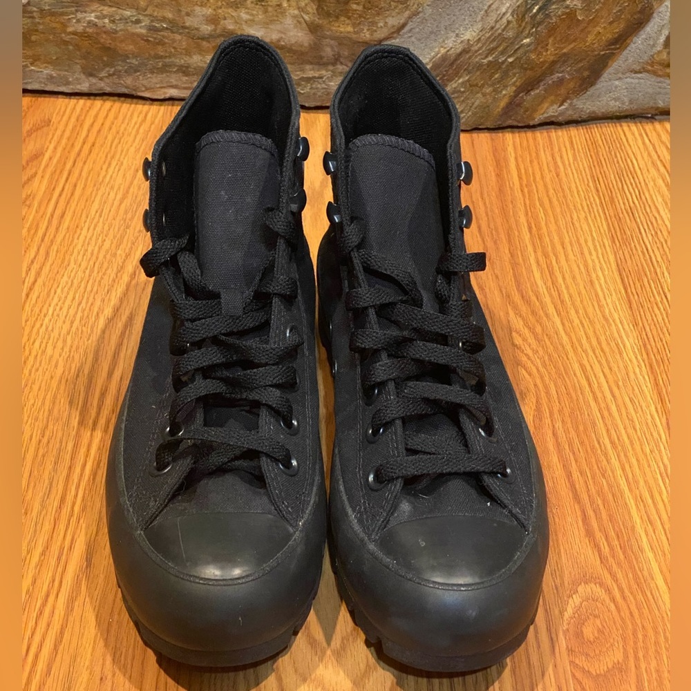 Converse Chuck Taylor All Star Hi Lugged High Black 569891C Shoes Womens US Sz 9